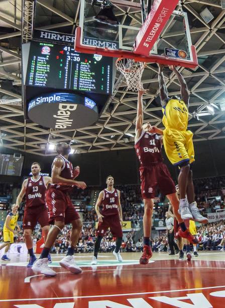 前十中英超 前十中英超